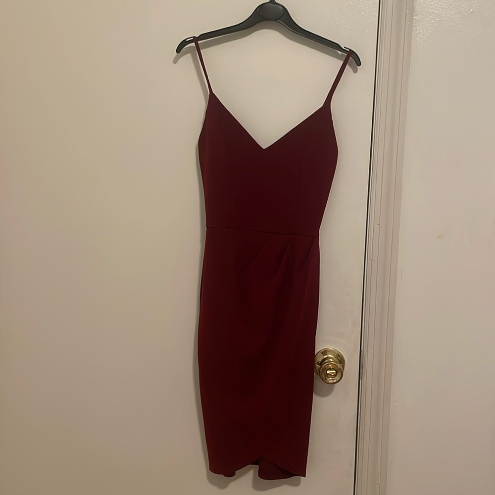 Lulus XS burgundy mini dress